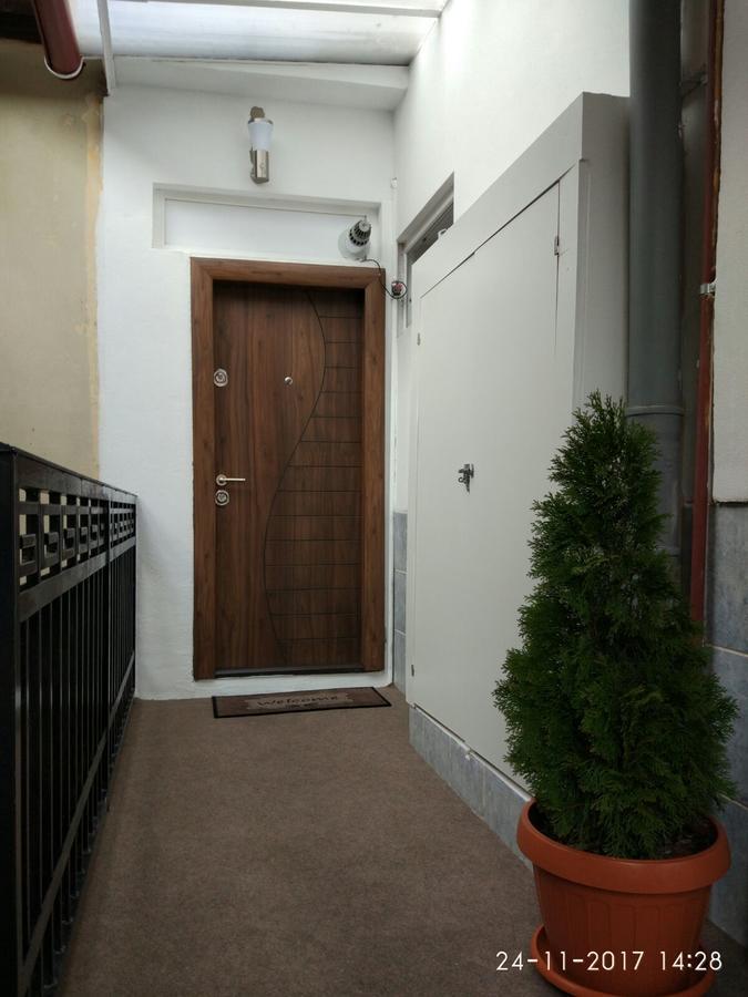 Apartment Bianco Central Sibiu Bagian luar foto